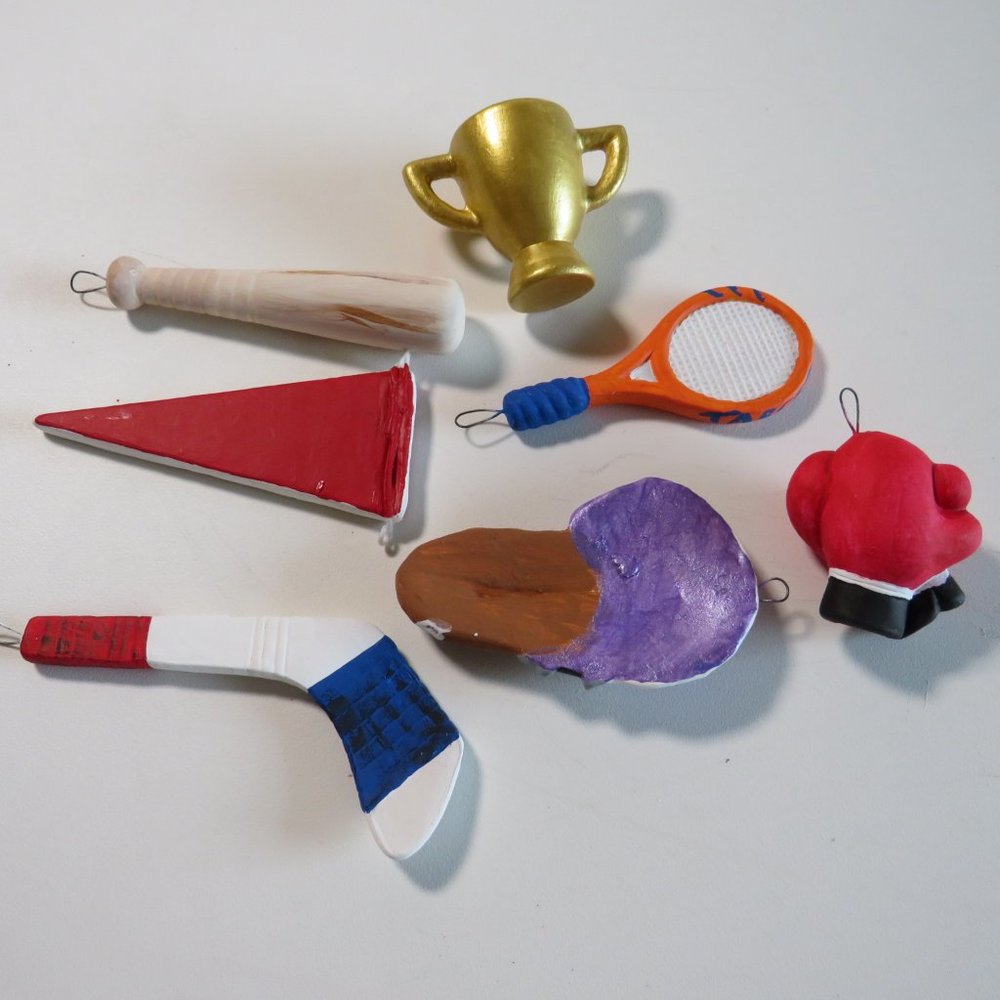 SPORTS Variety of Sports Ceramic Ornaments - Décor (hangable) Everyday - Picture 2 of 7
